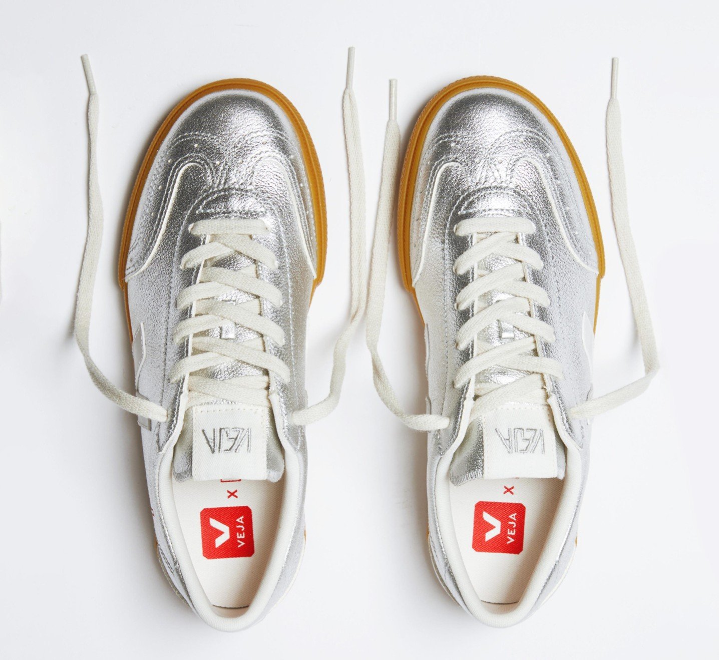 Volley Leather Veja X NK Silver – Casa 40